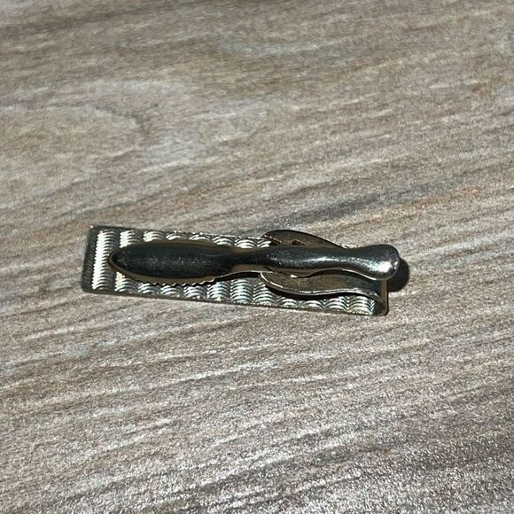 Vintage Etched Tie Clasp  Men’s Gold Tone Classic Old Money Classic Grandpa Core - Picture 6 of 6
